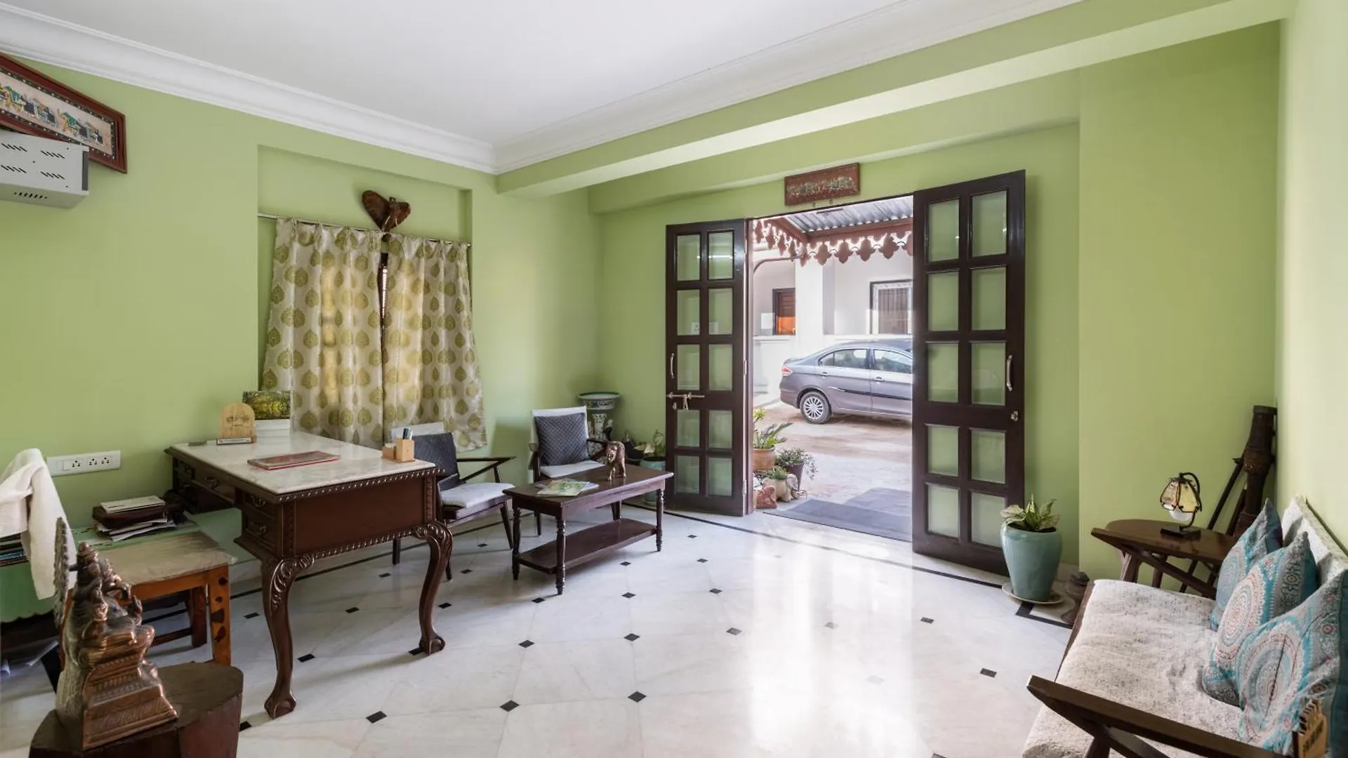 Homestay Chandra Vilas Heritage Stay Udaipur